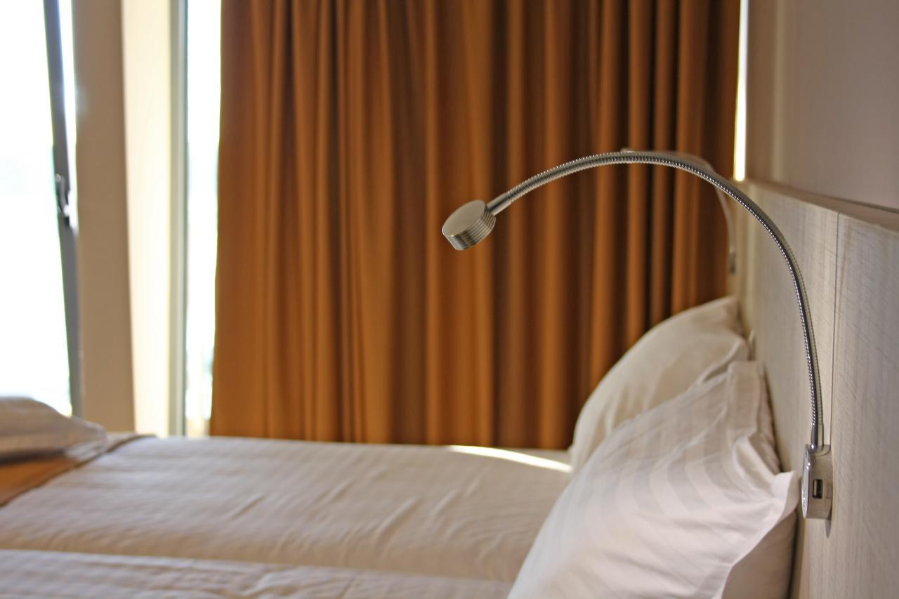 Nemo Hotel Braila Exterior photo